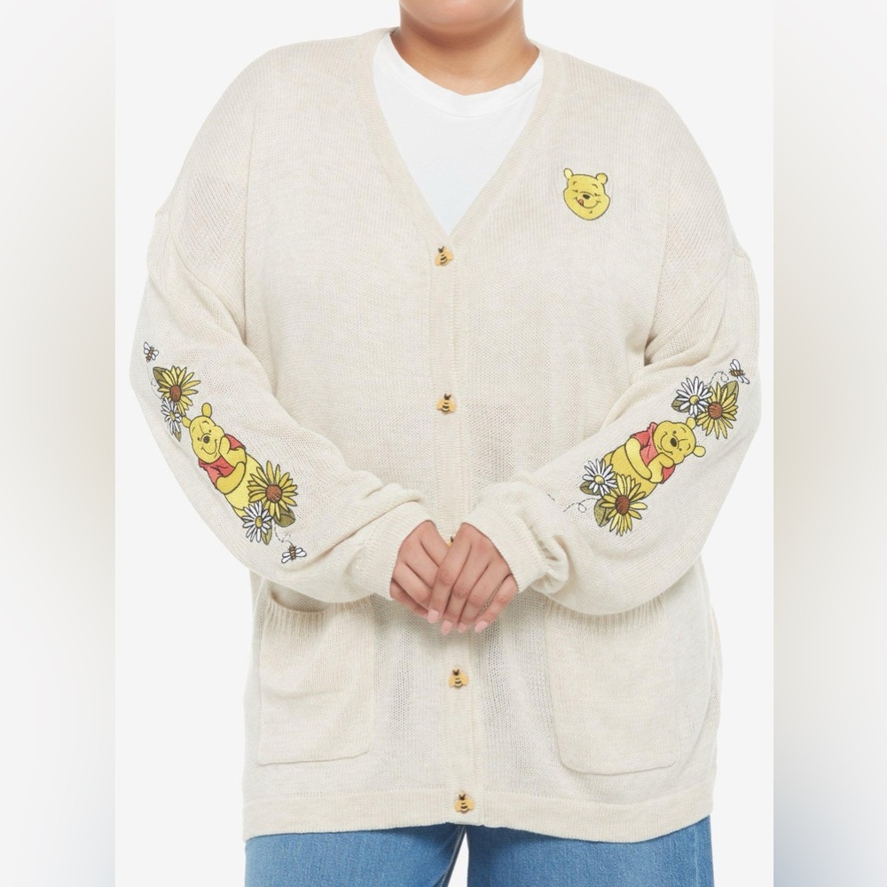 Winnie The Pooh oversized cardigan - Picture 4 of 4